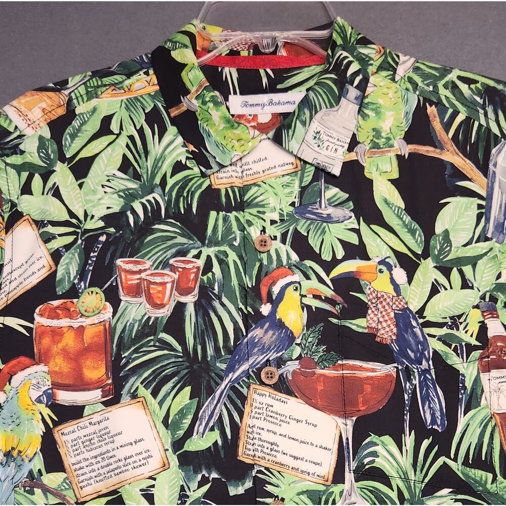 Tommy Bahama The 12 Drinks of Christmas Parrots Tropical Button-Down Shirt Small